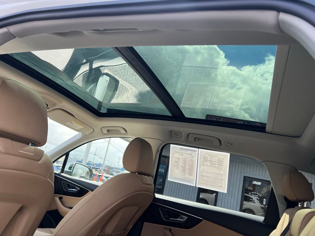 Used 2023 Audi Q7 3.0T Premium image 18