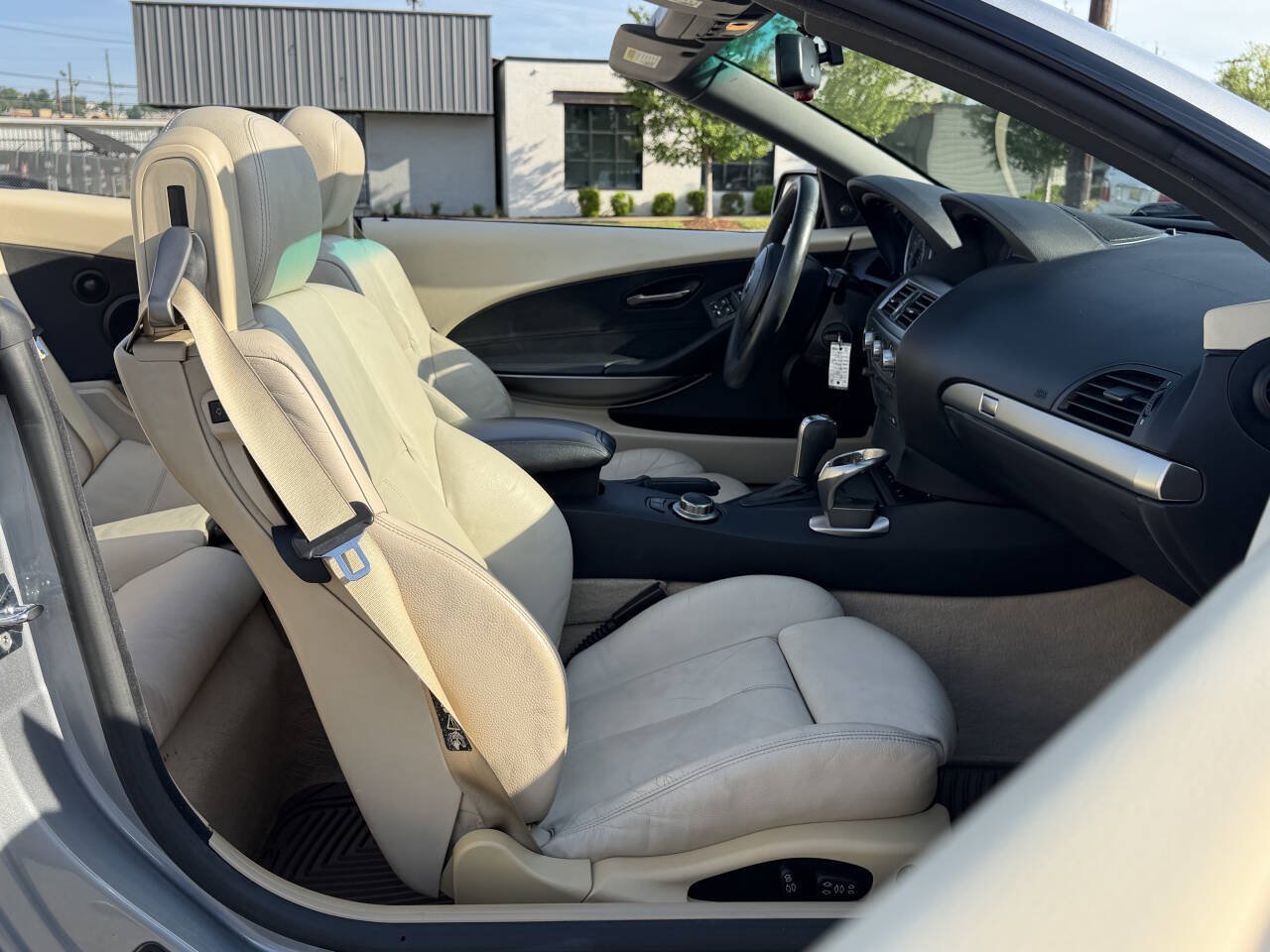 Used 2007 BMW 650i Convertible RWD image 16