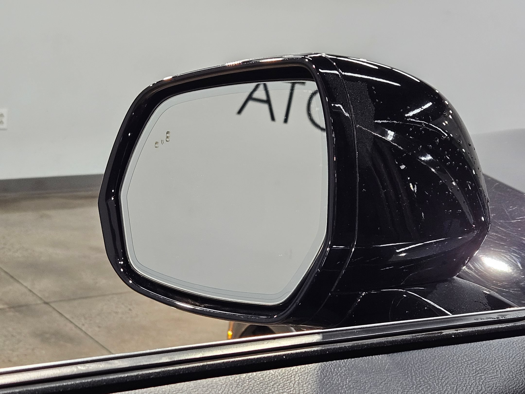 Used 2022 Lincoln Aviator Grand Touring w/ Elements Package Plus AWD/4WD image 22