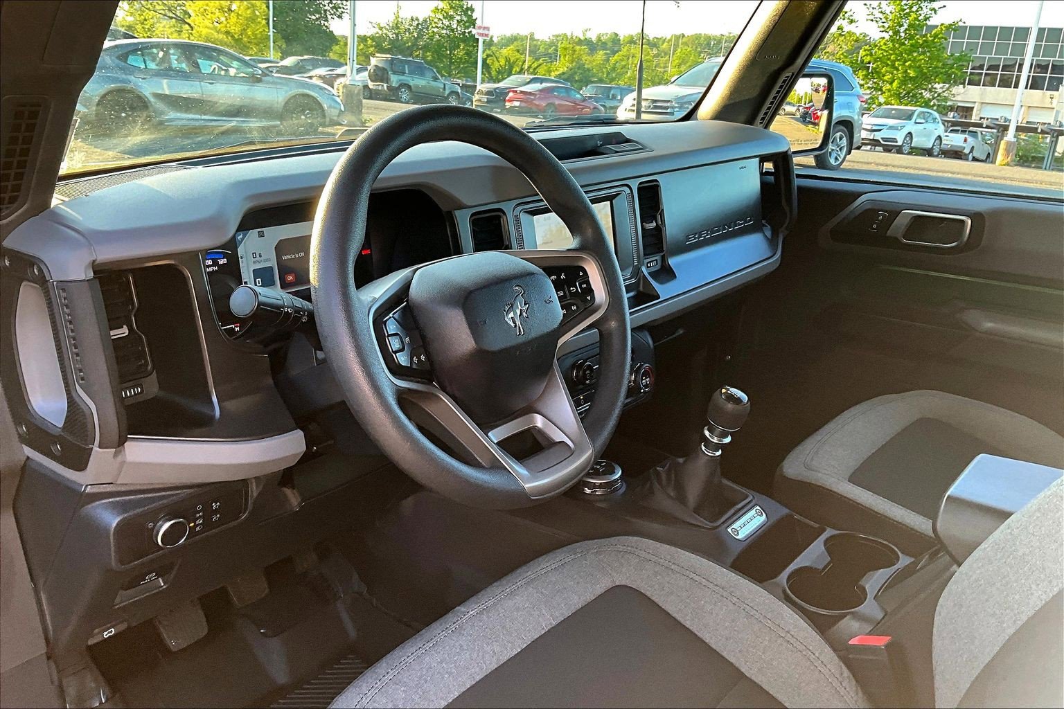 Used 2022 Ford Bronco 2-Door AWD/4WD image 12