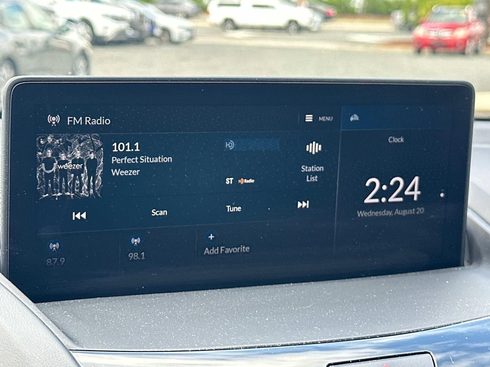 Used 2023 Acura RDX AWD image 11