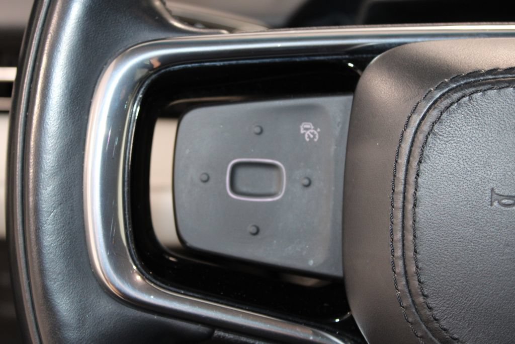 Used 2024 Lincoln Nautilus Reserve AWD/4WD image 23