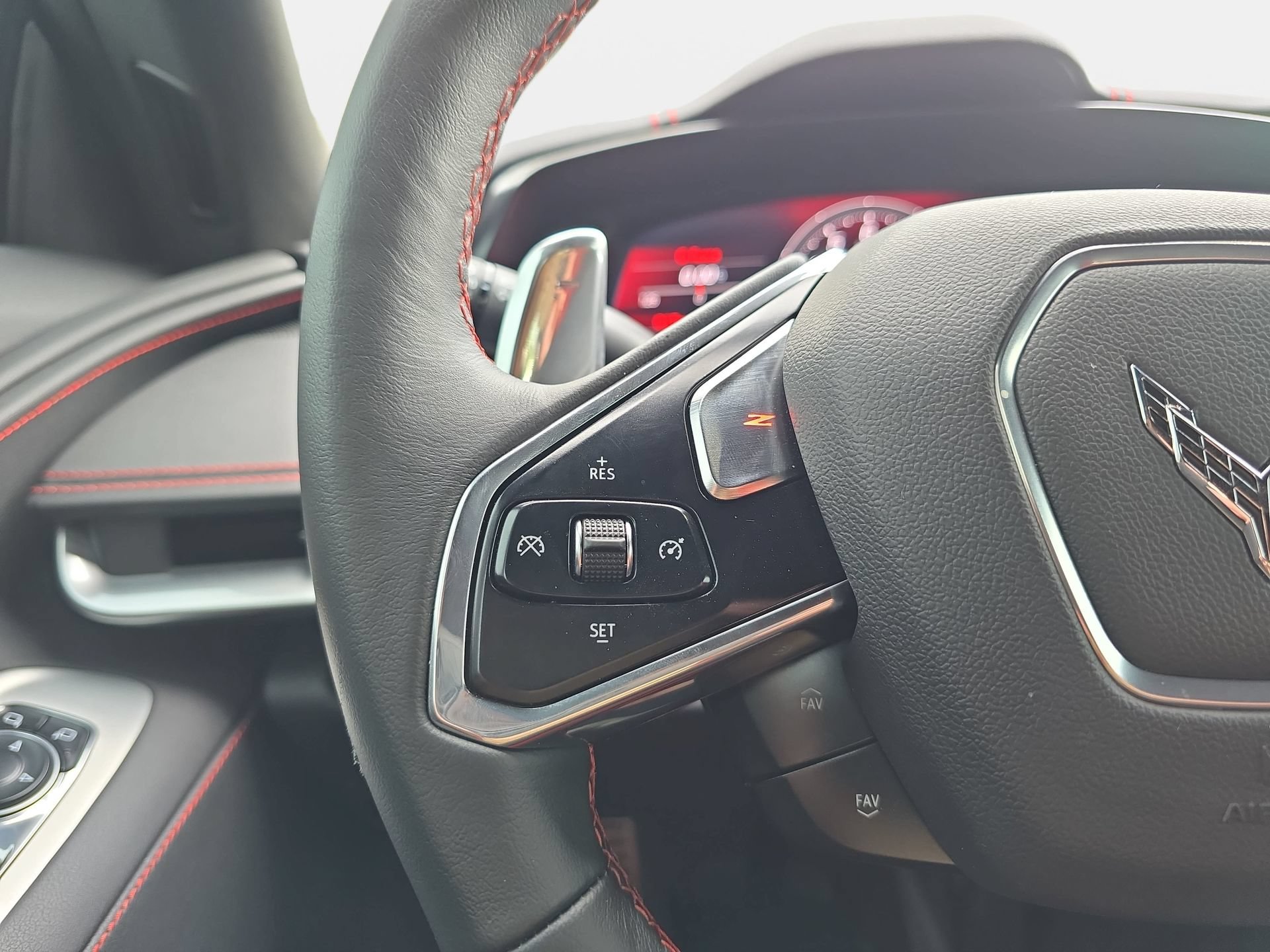 Used 2023 Chevrolet Corvette Z06 RWD image 15