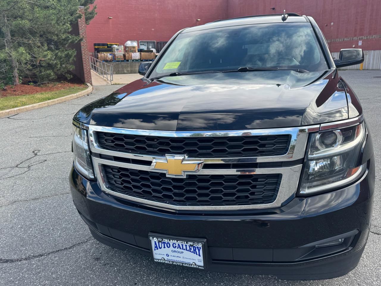 Used 2018 Chevrolet Suburban LT AWD/4WD image 27