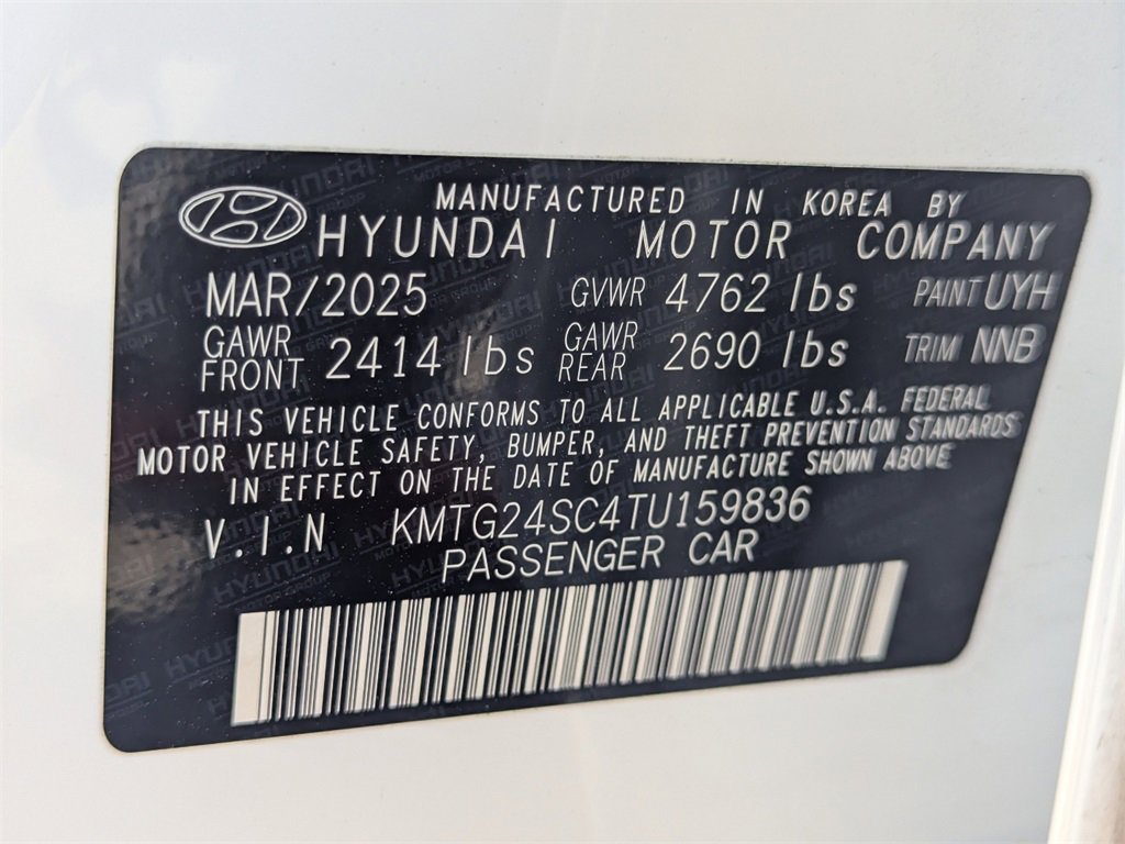 Used 2026 Genesis G70 2.5T Prestige image 29