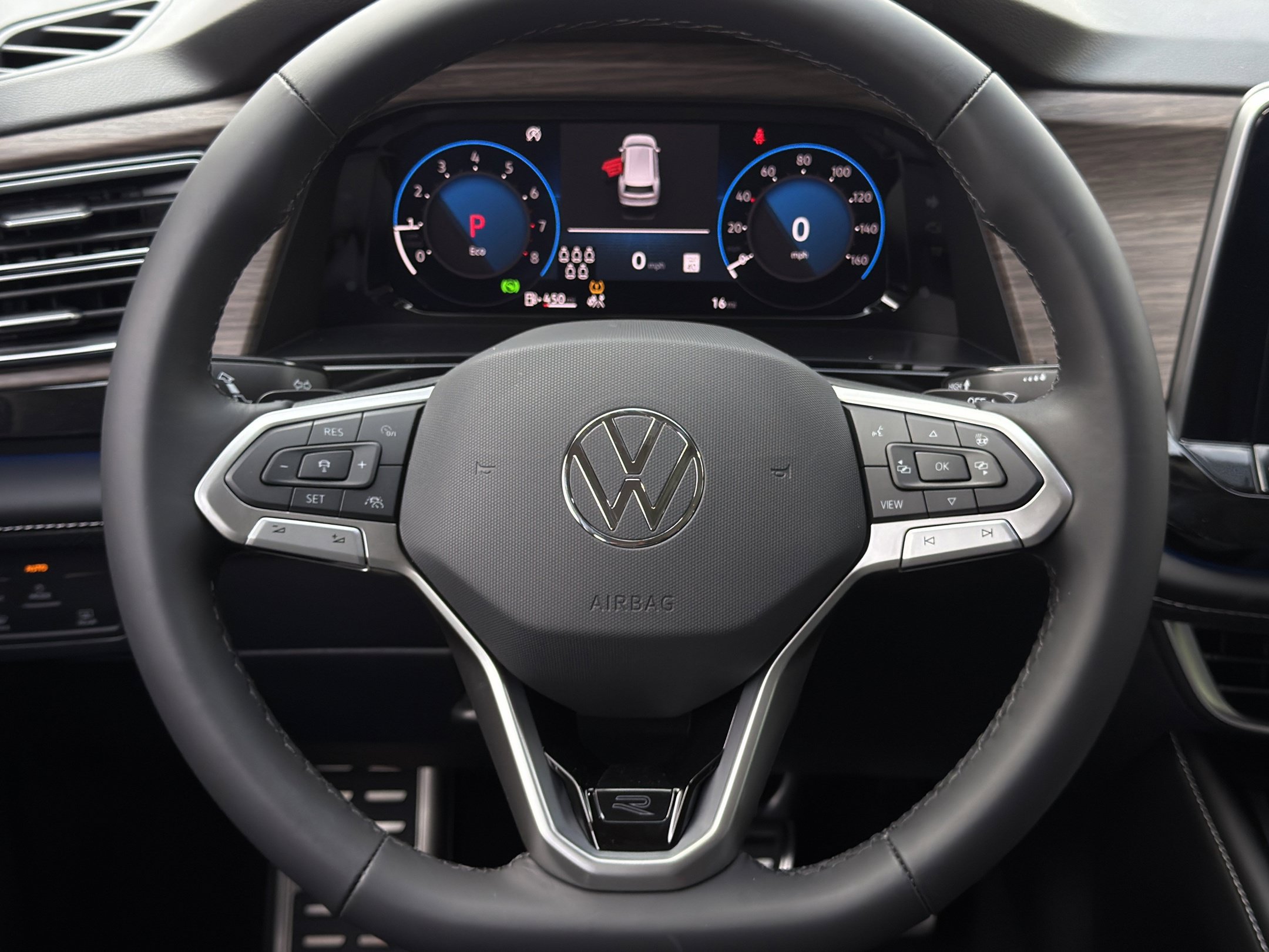 Certified 2026 Volkswagen Atlas SEL AWD/4WD image 11