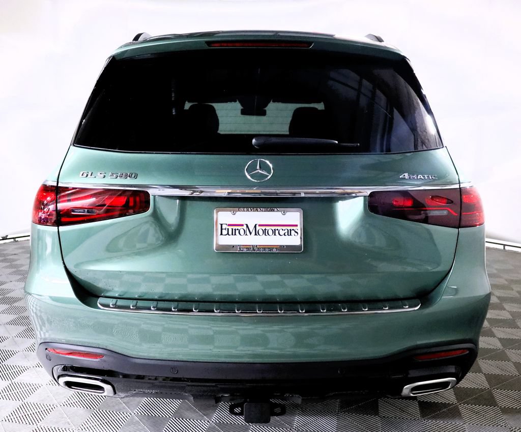 Used 2026 Mercedes-Benz GLS 580 4MATIC image 5