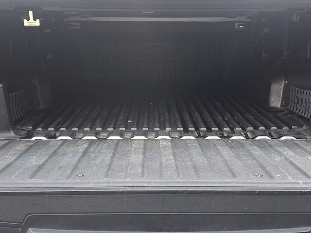 Used 2021 Chevrolet Silverado 1500 LT AWD/4WD image 34