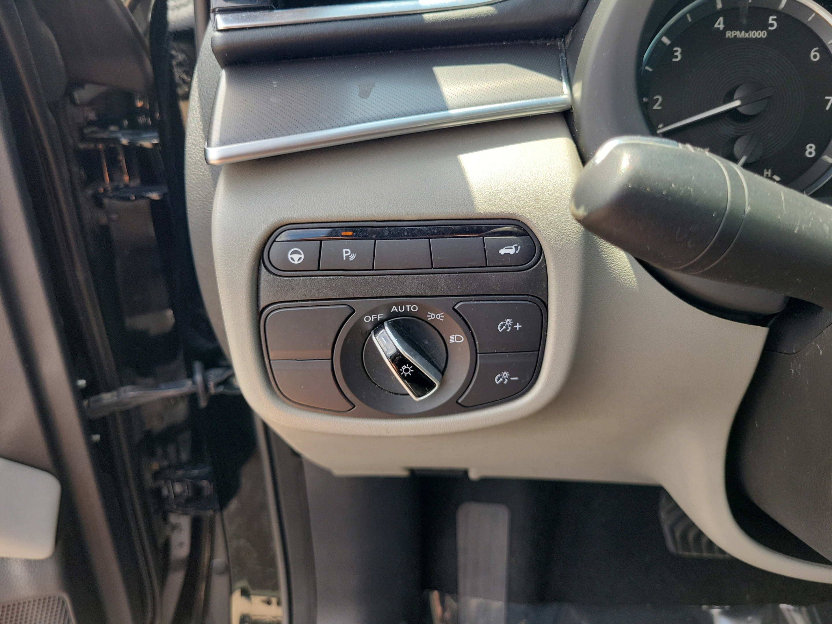 Used 2023 INFINITI QX50 Luxe FWD image 20