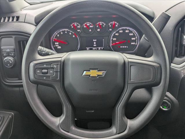 Used 2024 Chevrolet Silverado 1500 Custom image 11