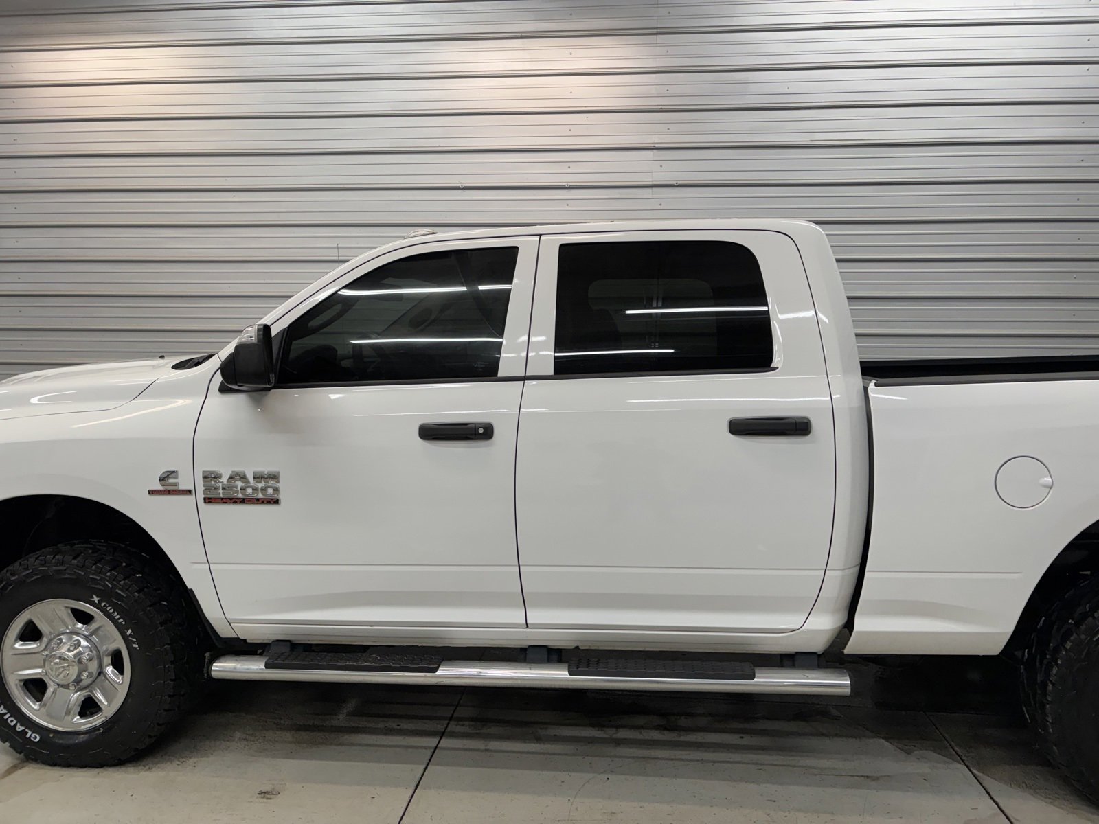 Used 2018 RAM 2500 Tradesman w/ Chrome Appearance Group image 9