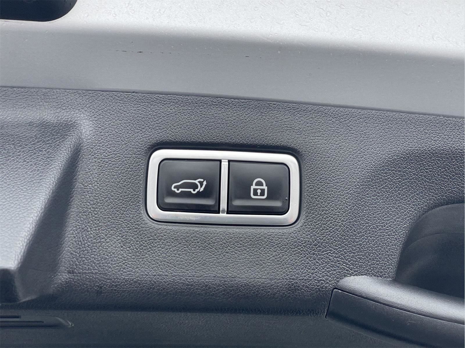 Used 2023 Kia Sorento EX image 10