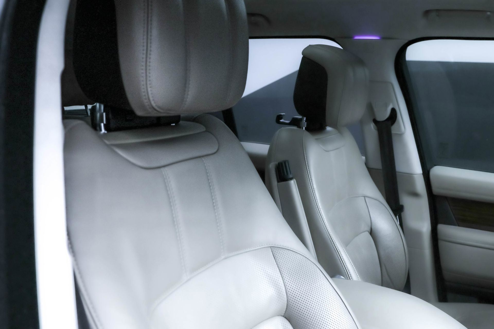 Used 2019 Land Rover Range Rover HSE image 30