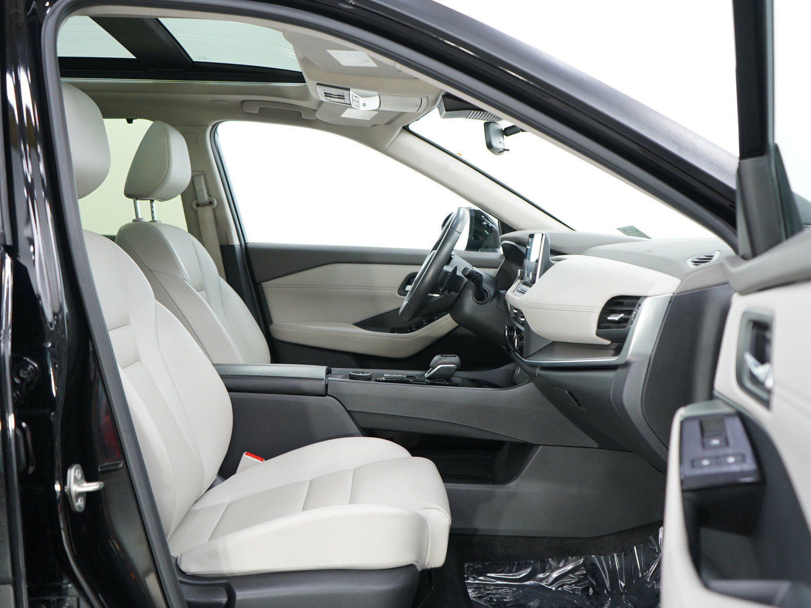Used 2023 Nissan Rogue SV w/ SV Premium B Package AWD/4WD image 12