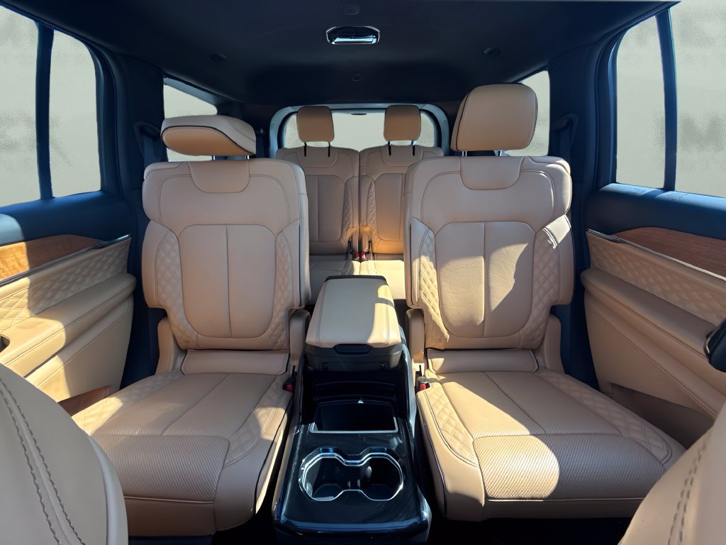 Used 2025 Jeep Grand Cherokee L Summit AWD/4WD image 11