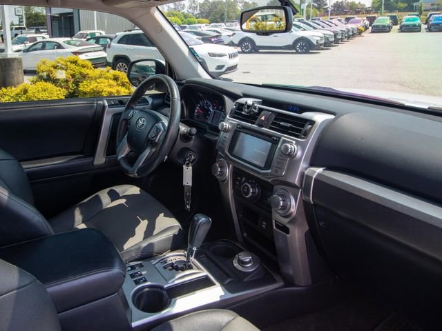 Used 2019 Toyota 4Runner SR5 Premium AWD/4WD image 17