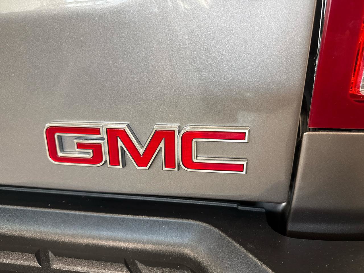 Used 2013 GMC Sierra 2500 SLT AWD/4WD image 85