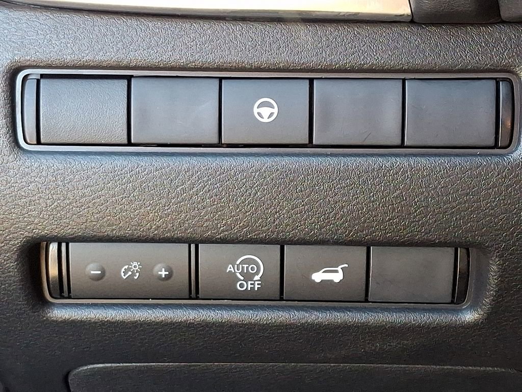 Certified 2023 Nissan Rogue SV w/ SV Premium B Package AWD/4WD image 26