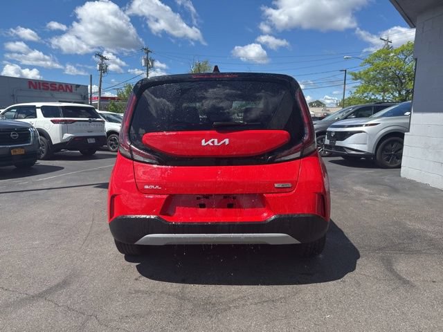 Used 2023 Kia Soul EX FWD image 3