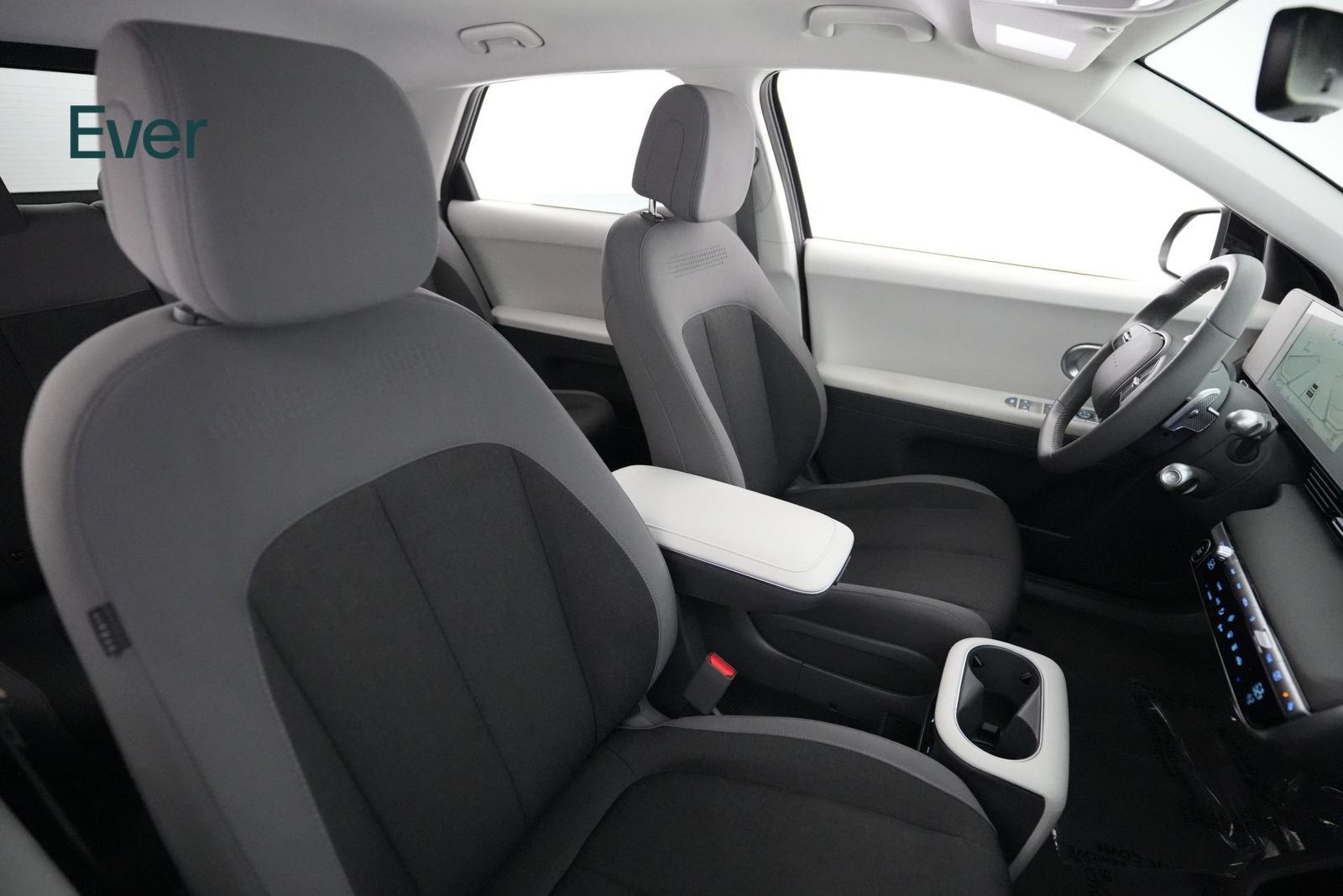 Used 2024 Hyundai Ioniq 5 SEL RWD image 23