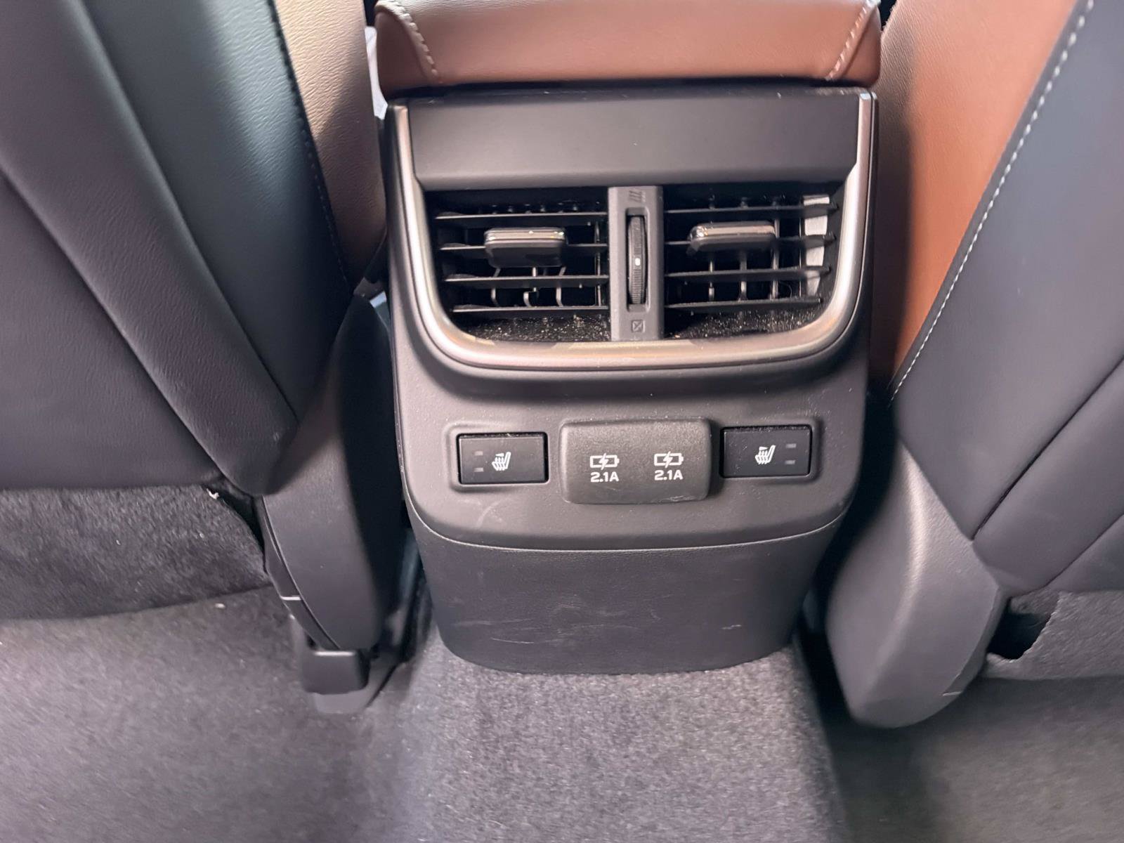 Used 2021 Subaru Outback Touring XT AWD/4WD image 16