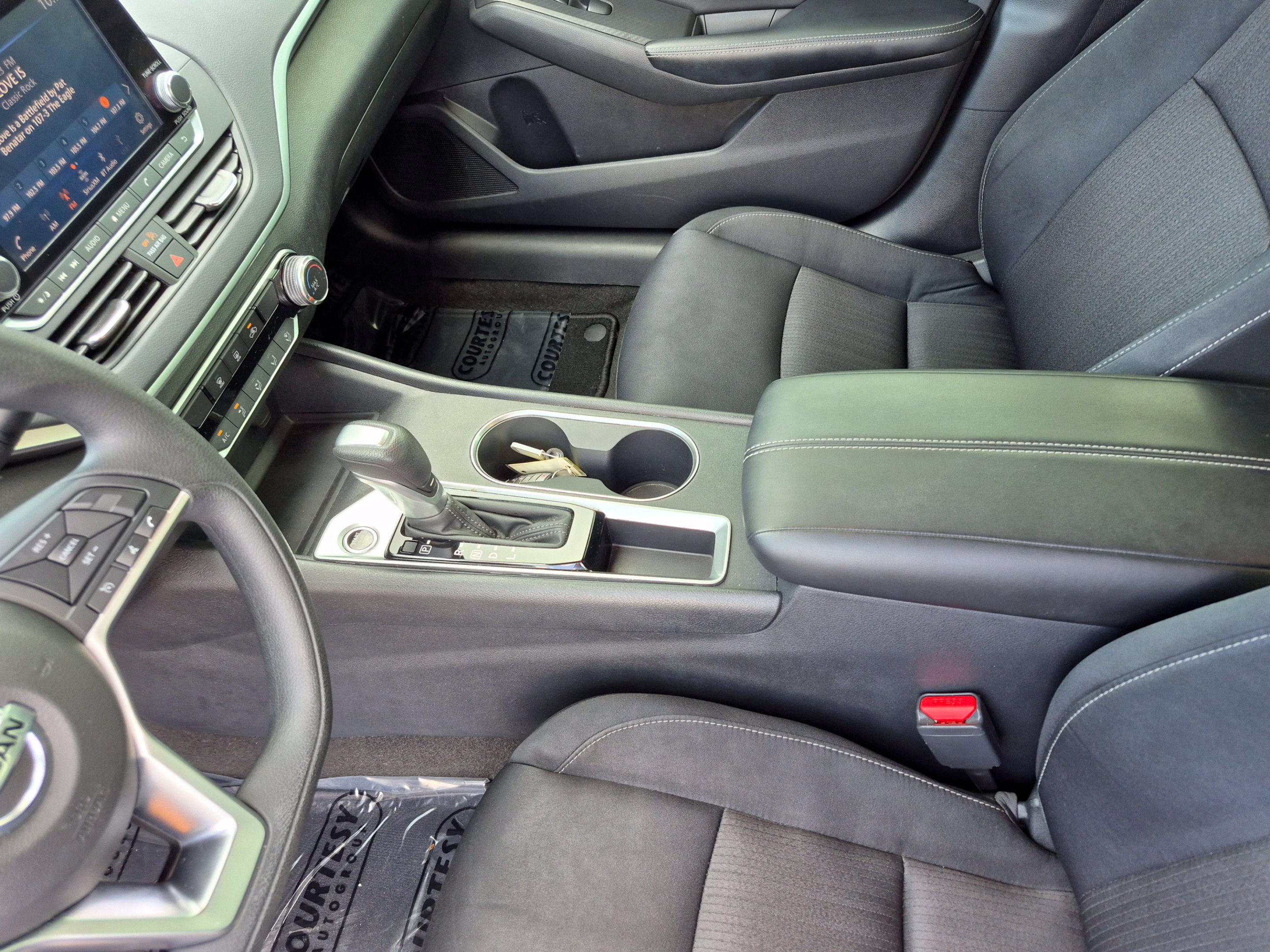 Certified 2022 Nissan Altima 2.5 SV FWD image 22