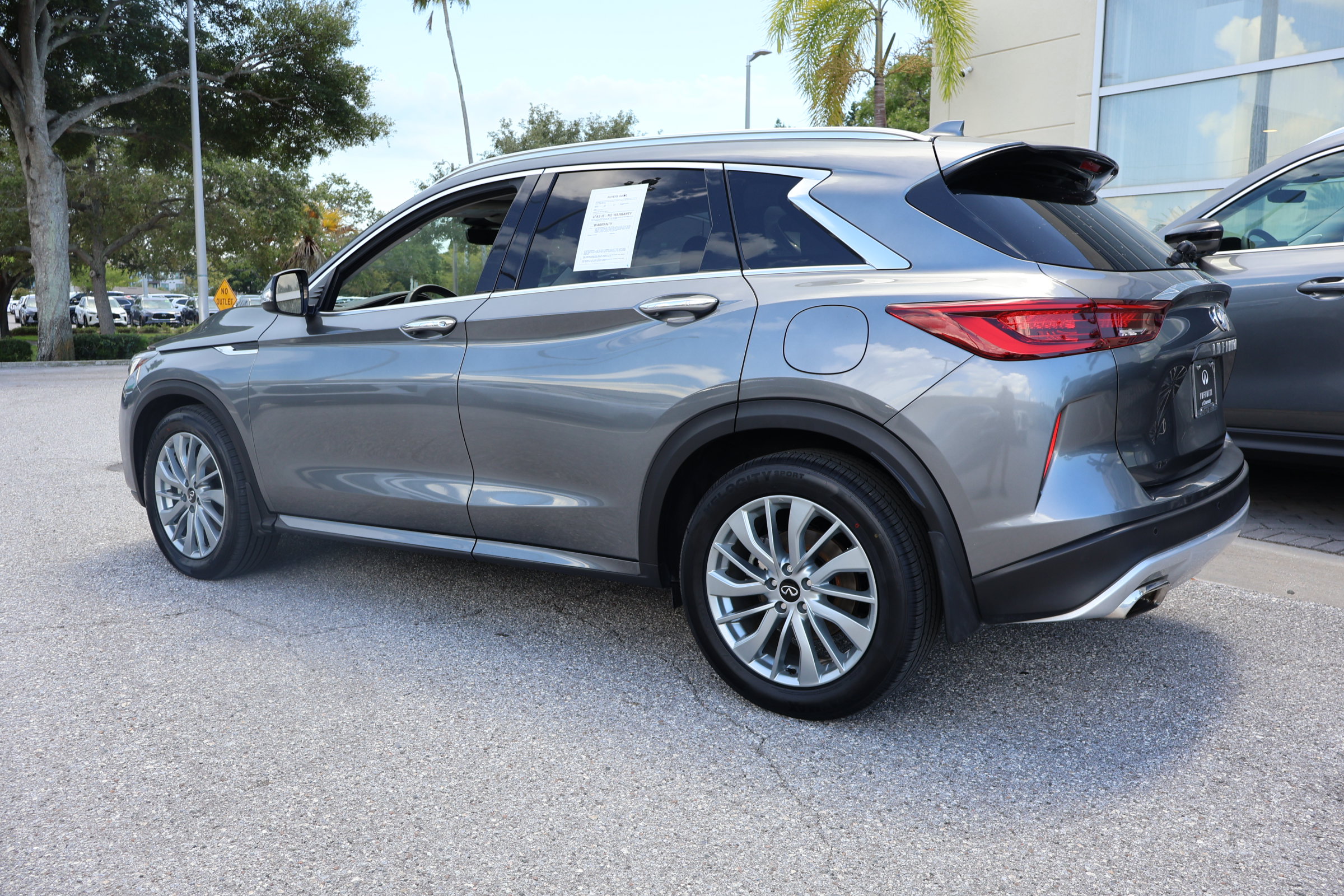 Certified 2023 INFINITI QX50 Luxe FWD image 7