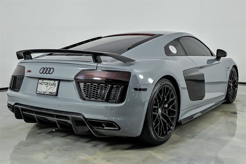 Used 2018 Audi R8 V10 plus AWD/4WD image 10
