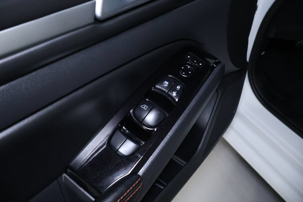 Used 2024 Nissan Altima 2.5 SR FWD image 13