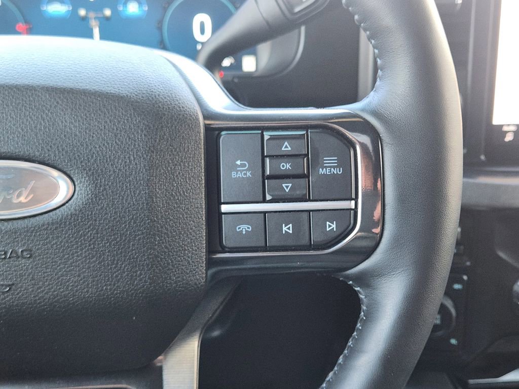 Used 2025 Ford F350 Platinum w/ FX4 Off-Road Package AWD/4WD image 23