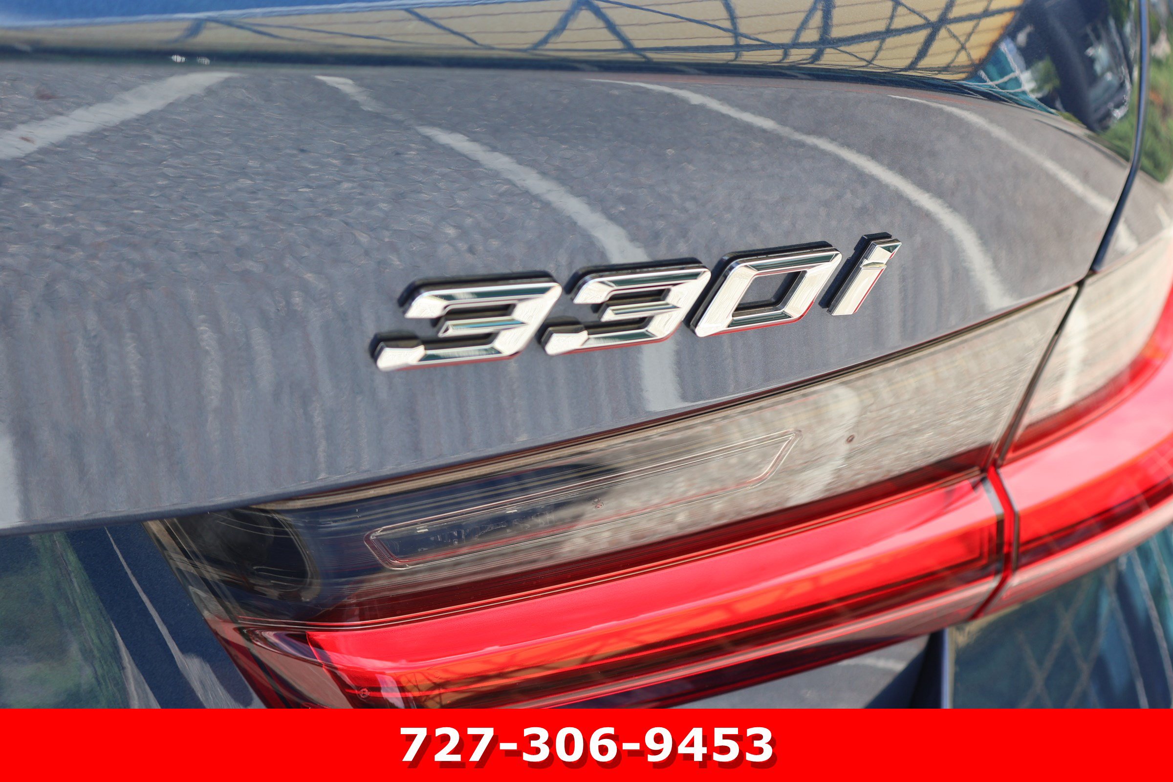 Used 2023 BMW 330i Sedan w/ Premium Package RWD image 9