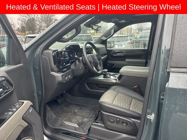 Used 2025 Chevrolet Silverado 1500 ZR2 w/ Technology Package image 10