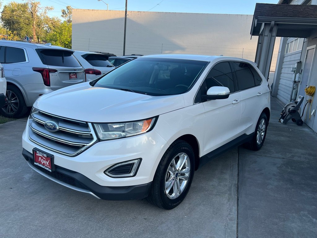 Used 2015 Ford Edge SEL w/ Equipment Group 201A AWD/4WD image 3
