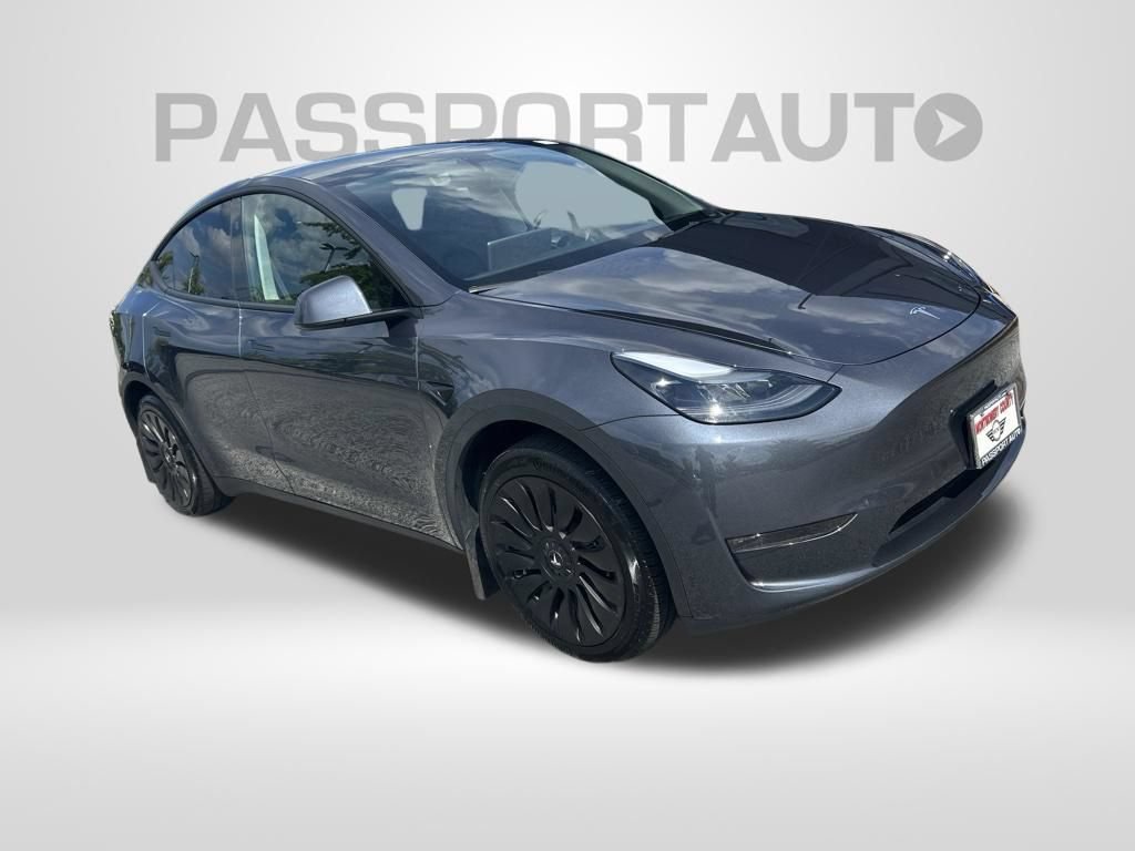 Used 2023 Tesla Model Y Long Range AWD/4WD image 7