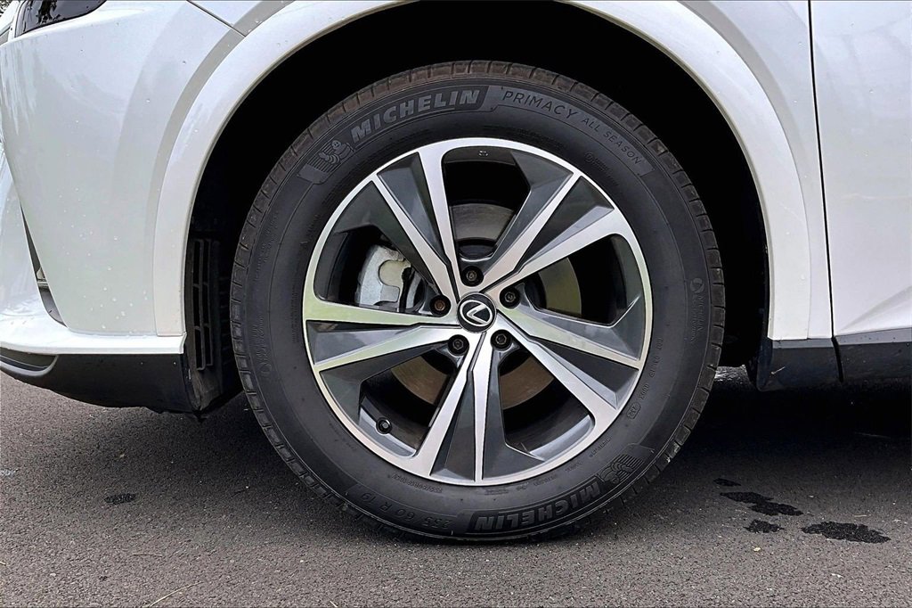 Used 2024 Lexus RX 350 FWD image 8