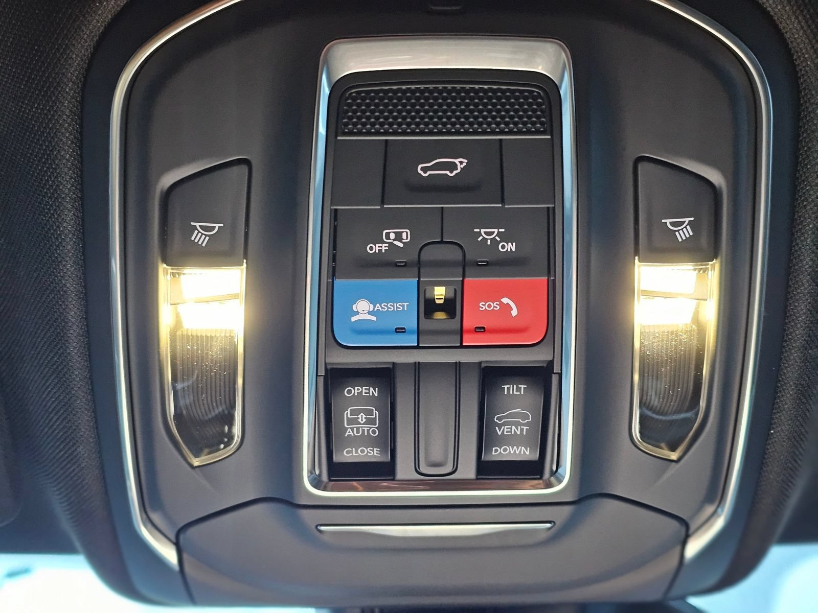 New 2026 Jeep Grand Cherokee Altitude RWD image 17