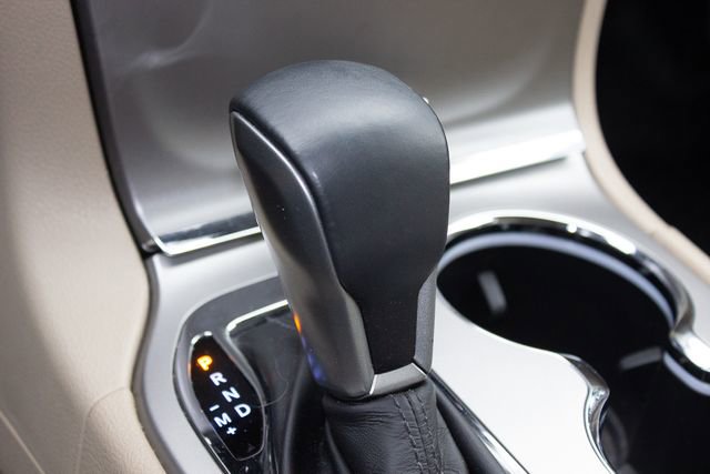 Used 2019 Jeep Grand Cherokee Limited image 29