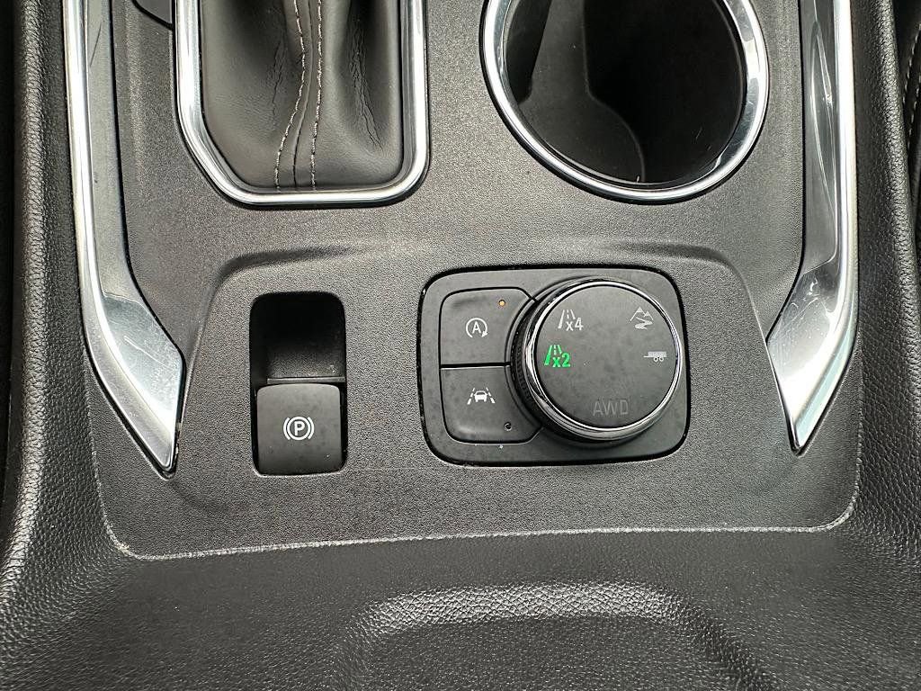 Used 2023 Chevrolet Traverse High Country w/ LPO, Floor Liner Package image 27