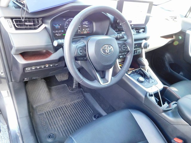 Used 2024 Toyota RAV4 Limited w/ Advanced Technology Package image 15