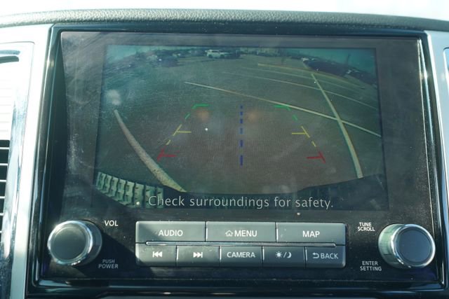 Used 2021 Nissan Titan SV w/ SV Convenience Package image 26