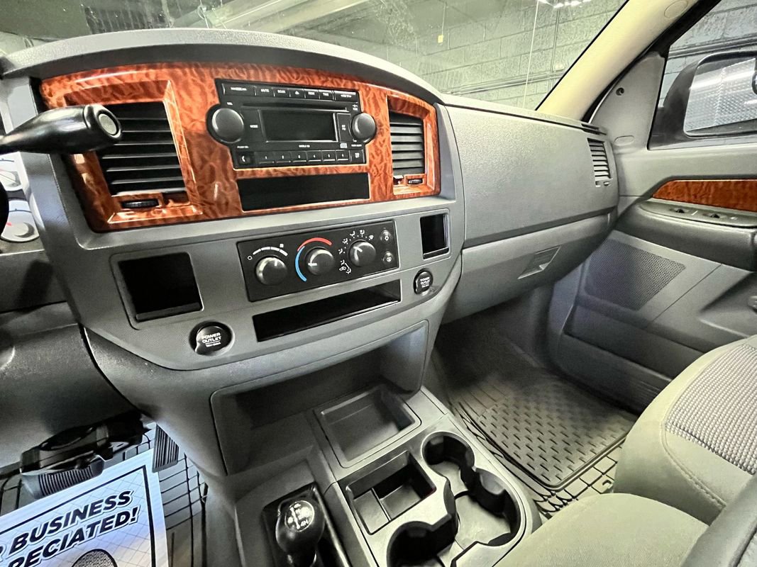 Used 2006 Dodge Ram 2500 Truck SLT w/ Quad Cab Big Horn Value Group AWD/4WD image 9