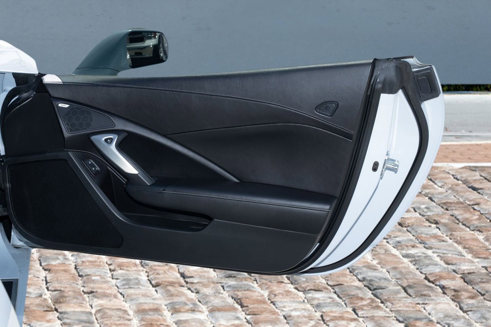 Used 2019 Chevrolet Corvette Stingray Coupe w/ 1LT image 11