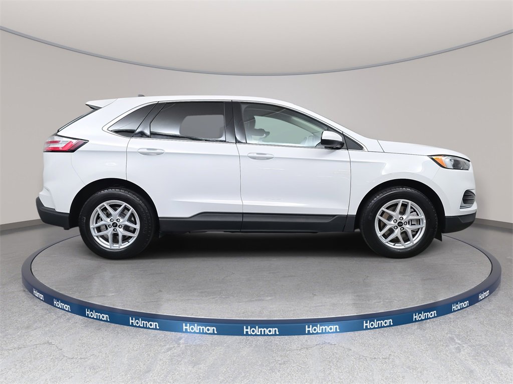 Used 2024 Ford Edge SEL image 5