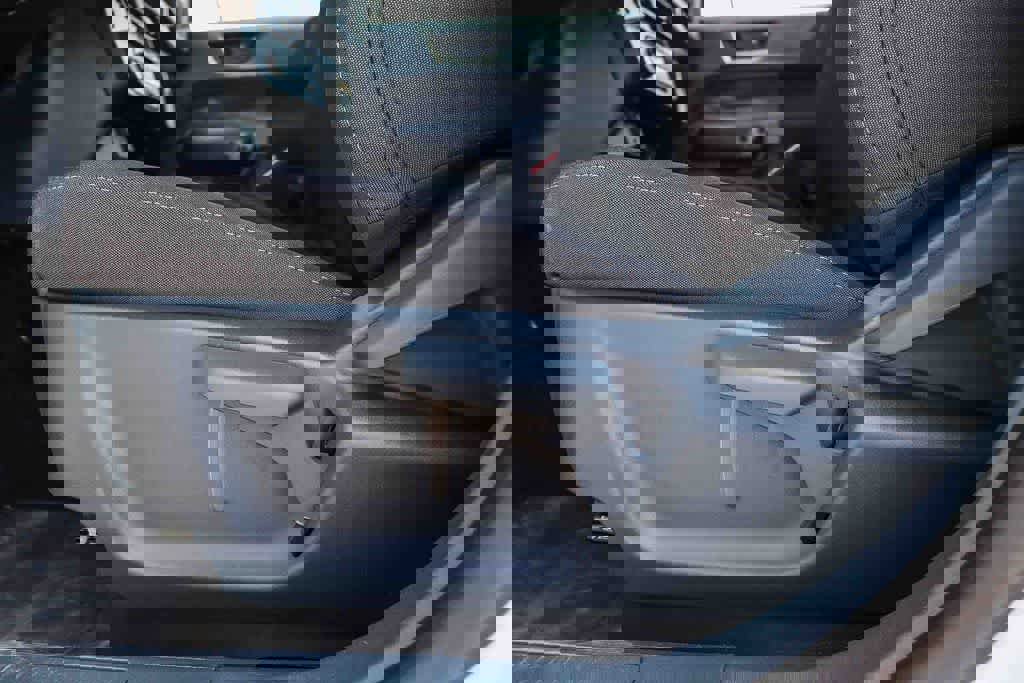 New 2026 Ford Maverick XL FWD image 21