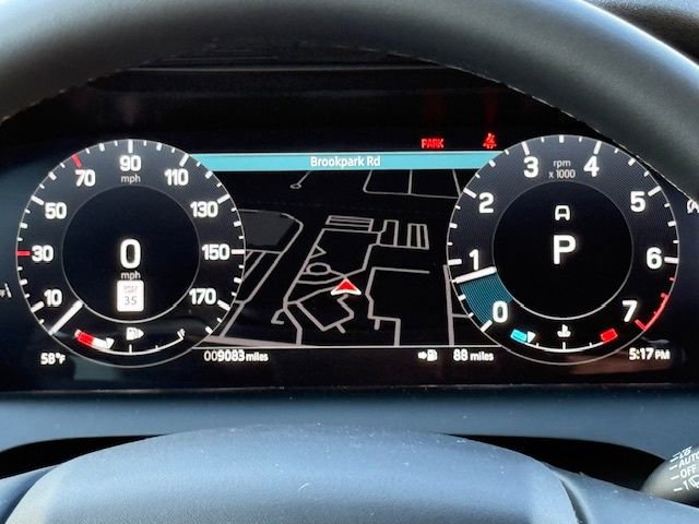 New 2025 Land Rover Discovery Sport S image 28