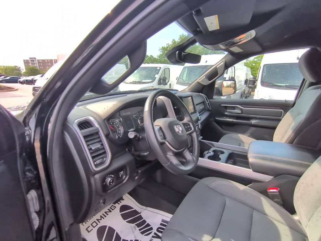 Used 2023 RAM 1500 Big Horn AWD/4WD image 25