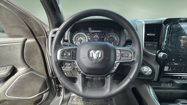 Used 2025 RAM 1500 Laramie AWD/4WD image 11