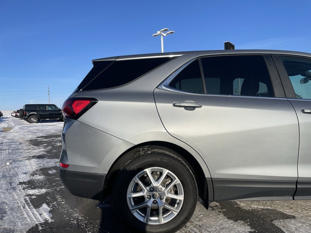 Used 2024 Chevrolet Equinox LT image 36