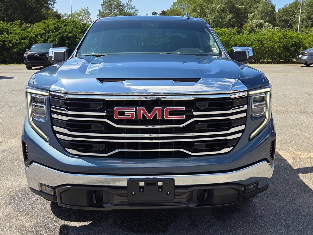 Used 2024 GMC Sierra 1500 SLT w/ SLT Premium Package AWD/4WD image 17