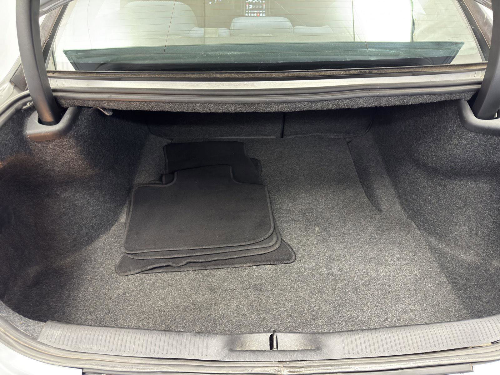 Used 2019 Dodge Charger SXT image 34